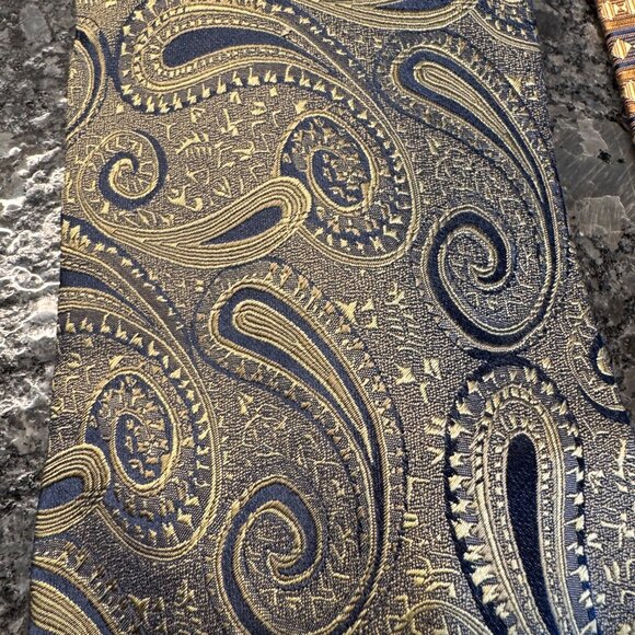 Lot of 4 American Modern Alexander Julian silk neckties - Picture 4 of 9